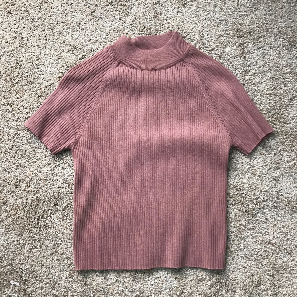 ✨ 2 for $20 ✨ Kendall & Kylie Mock Neck Crop Top